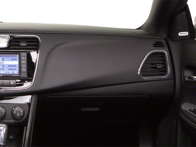 2011 Chrysler 200 S
