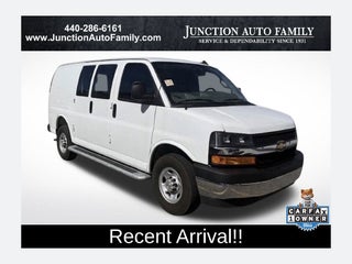2025 Chevrolet Express Cargo WT