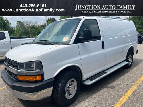 2025 Chevrolet Express Cargo WT