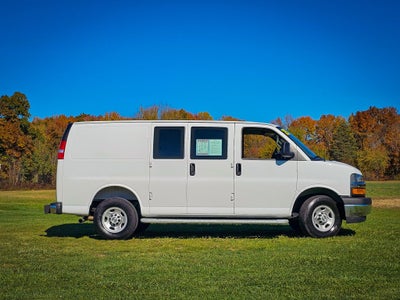 2025 Chevrolet Express Cargo WT