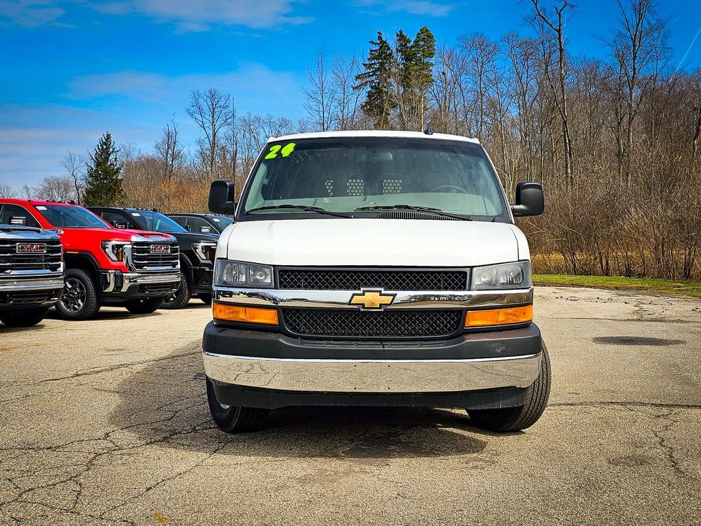 2024 Chevrolet Express Cargo 2500 WT