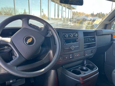 2025 Chevrolet Express Cargo WT