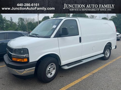 2025 Chevrolet Express Cargo WT