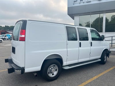 2025 Chevrolet Express Cargo WT