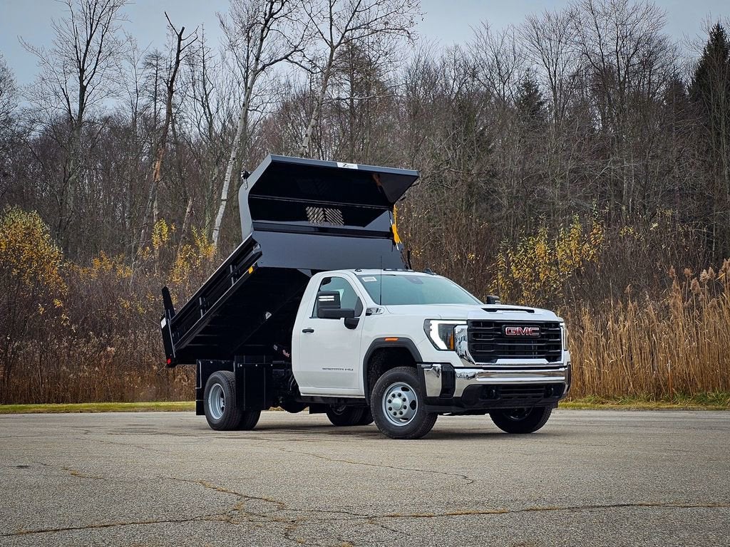 2026 GMC Sierra 3500 HD Chassis Cab Pro