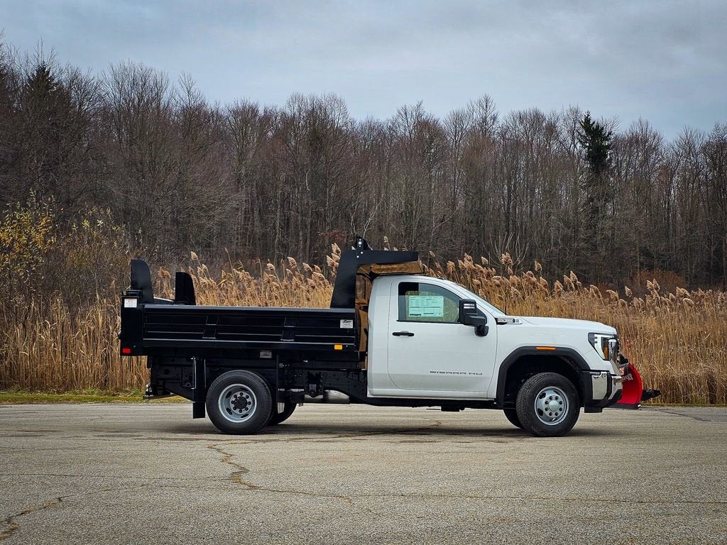 2026 GMC Sierra 3500 HD Chassis Cab Pro