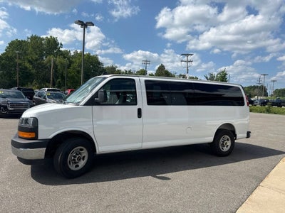 2025 GMC Savana Passenger LT