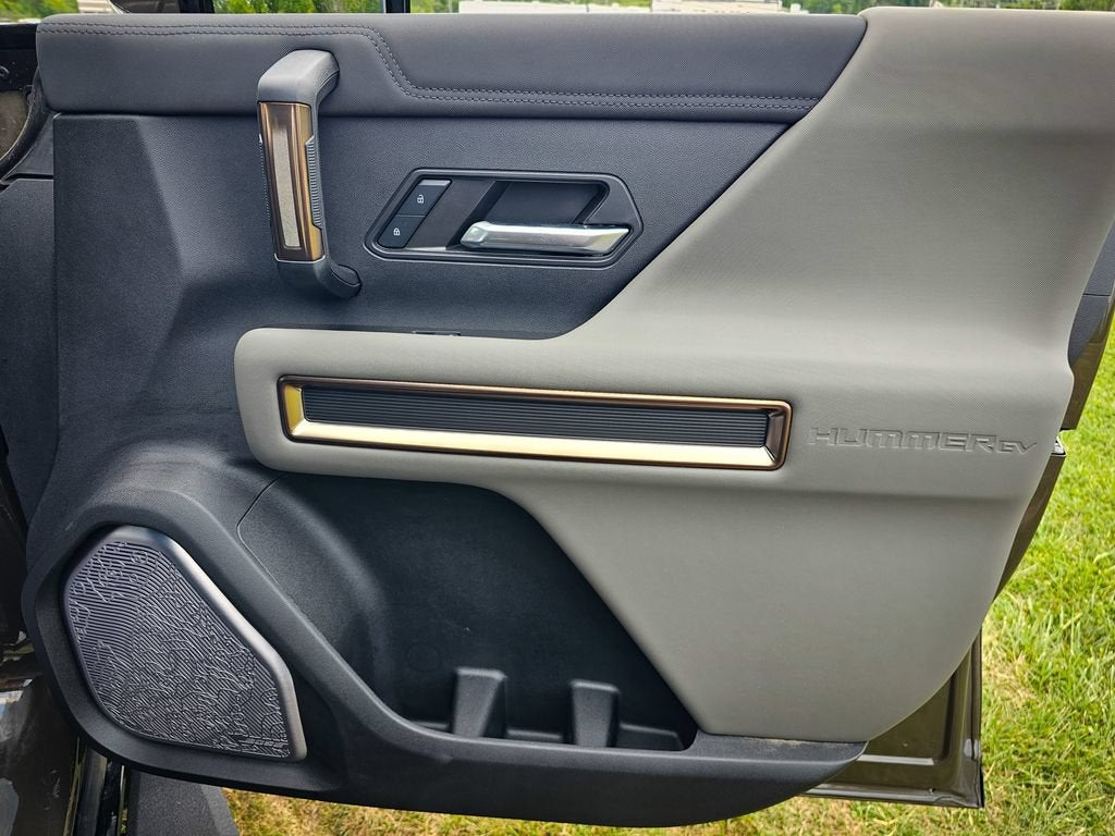 2025 GMC HUMMER EV SUV 2X