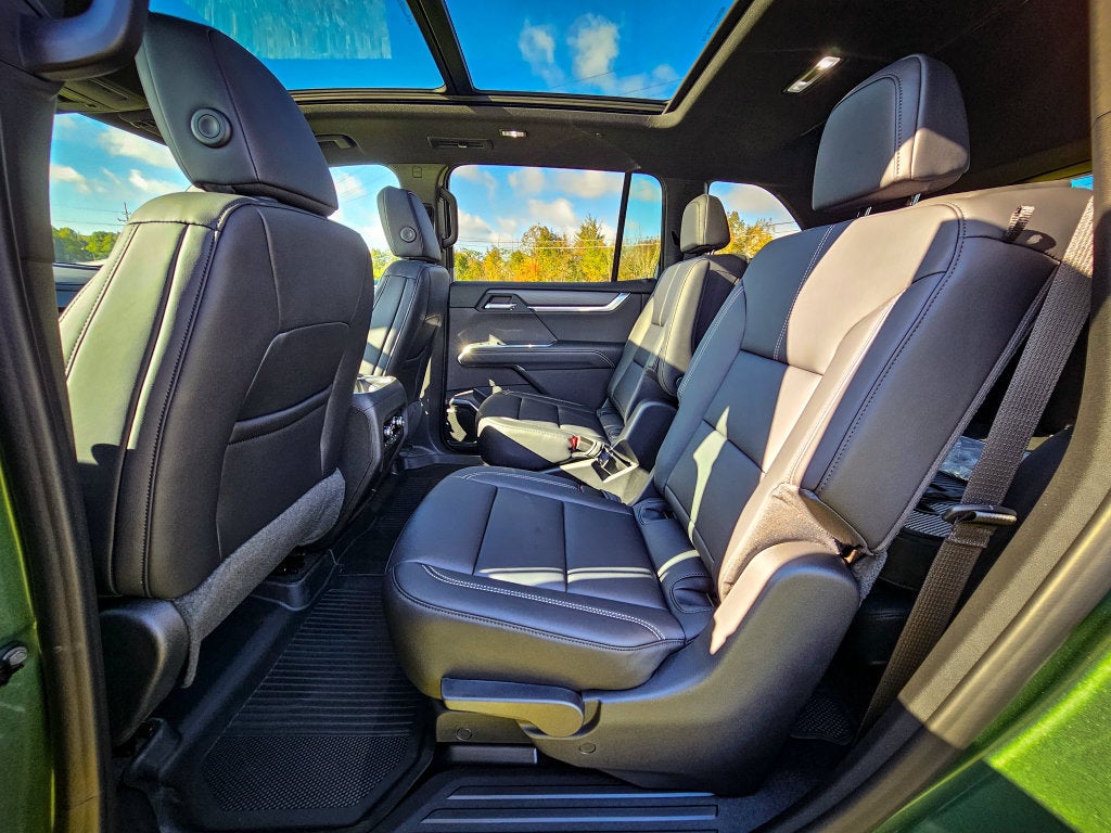 2027 GMC Acadia Elevation
