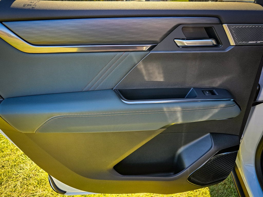 2027 GMC Acadia AT4