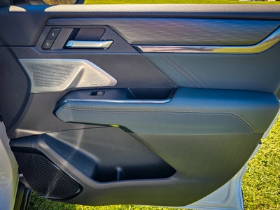 2027 GMC Acadia AT4