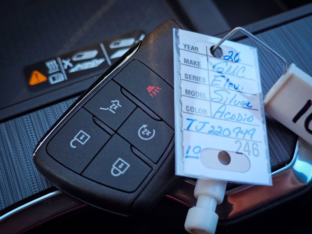 2026 GMC Acadia Elevation