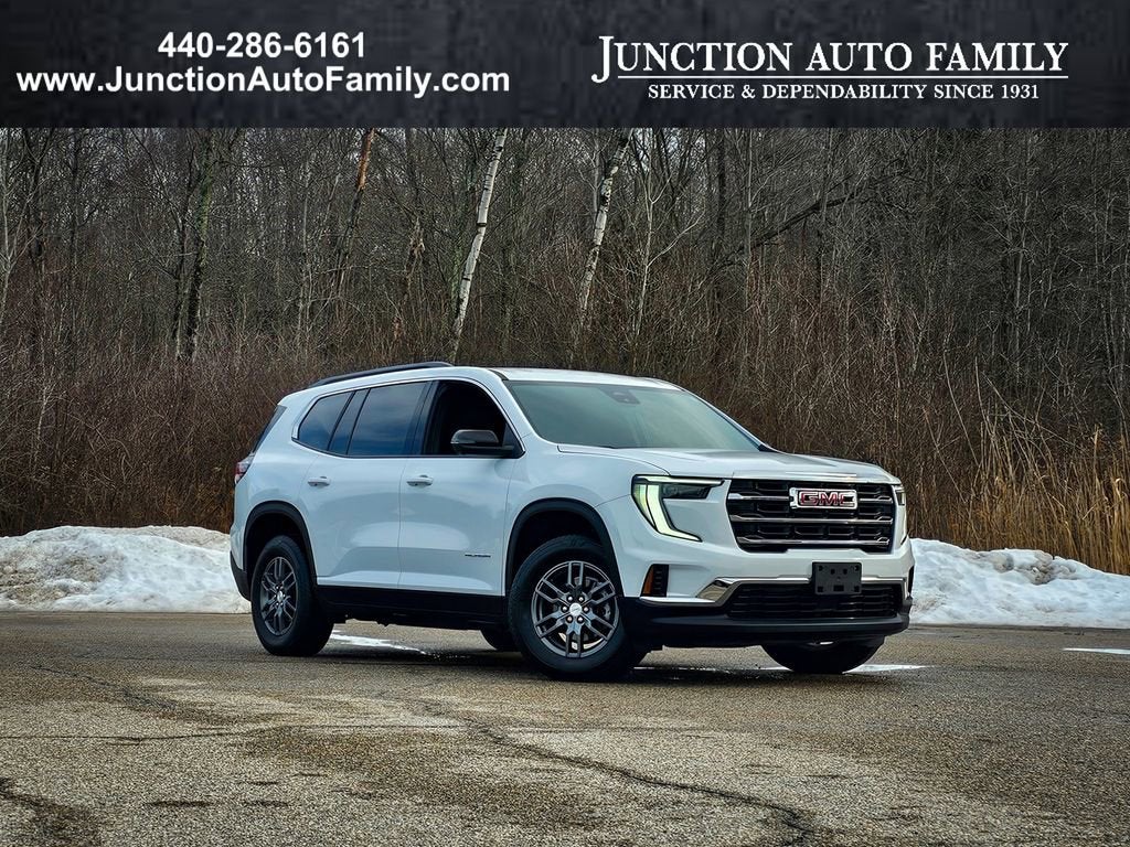 2025 GMC Acadia Elevation