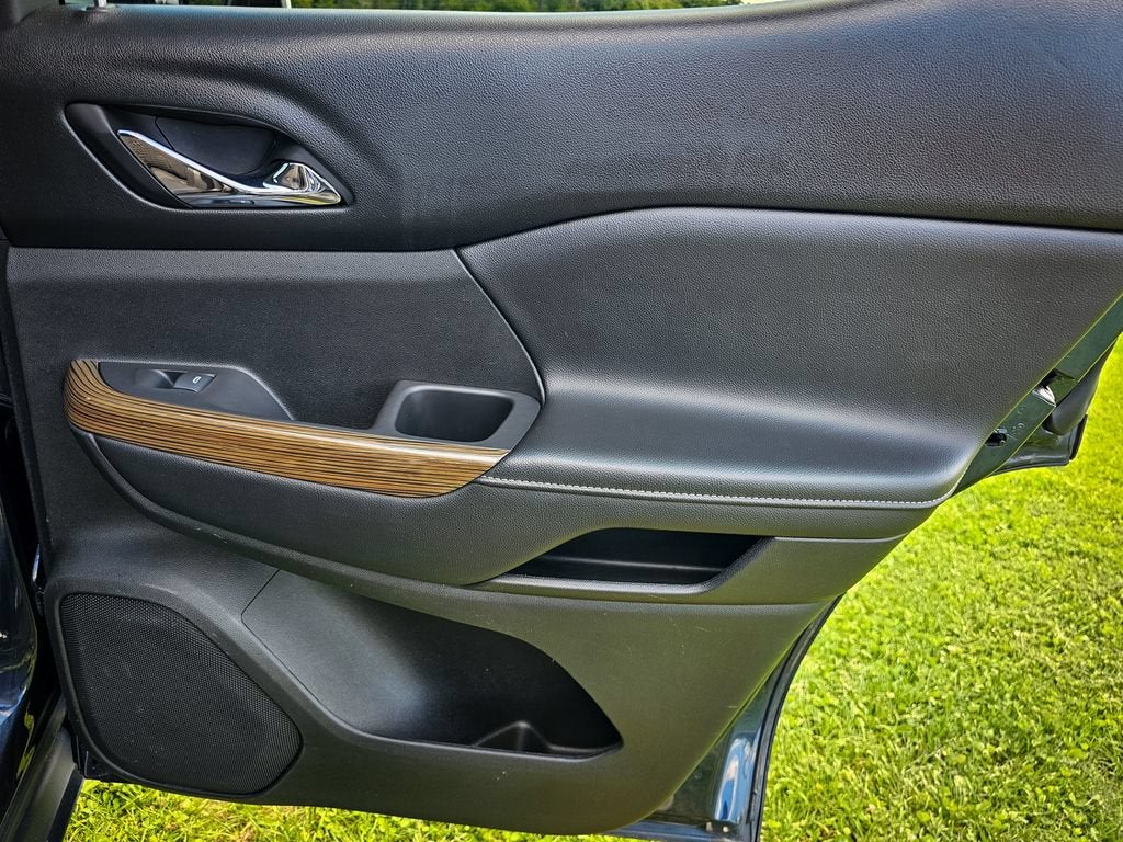 2018 GMC Acadia SLE