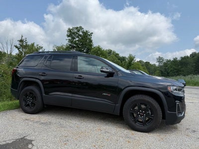 2023 GMC Acadia AT4