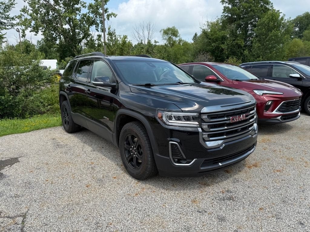 2023 GMC Acadia AT4