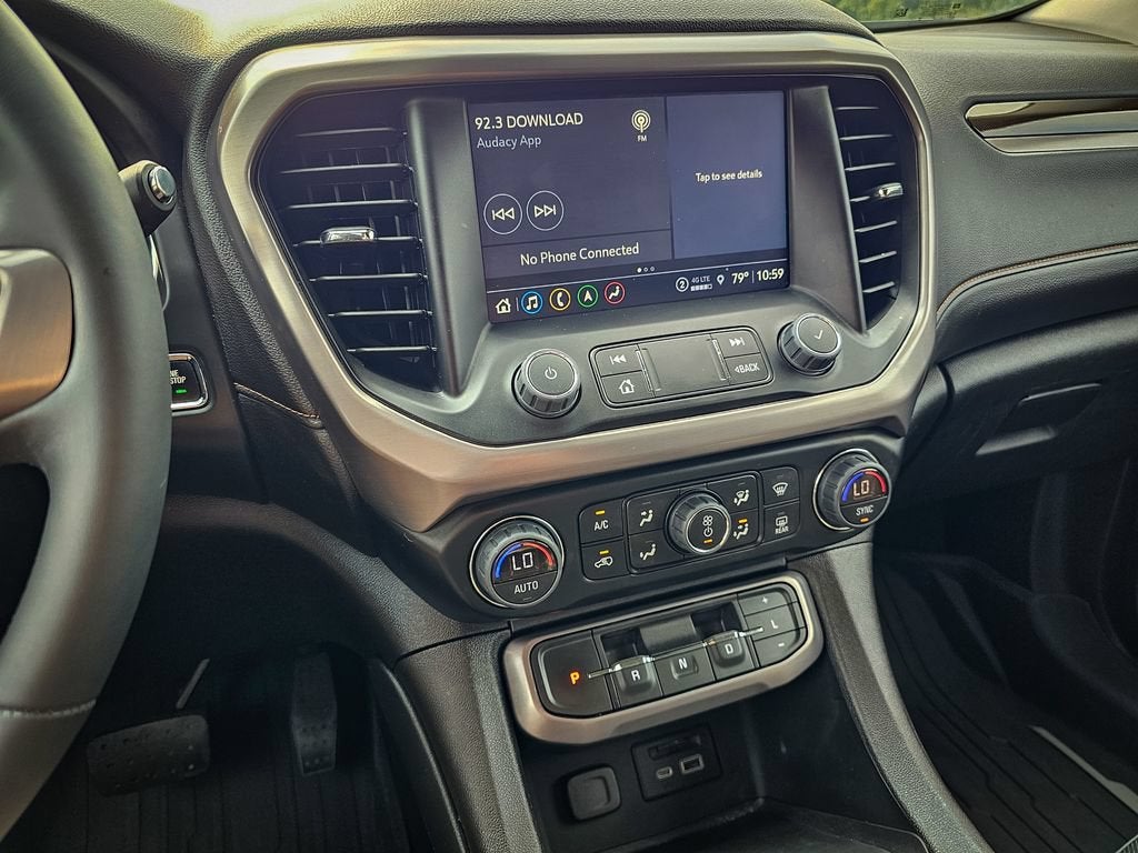 2023 GMC Acadia AT4