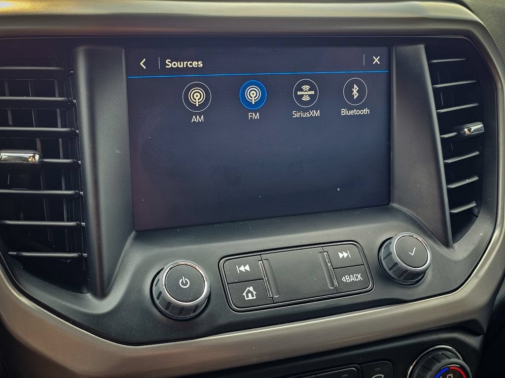 2023 GMC Acadia AT4