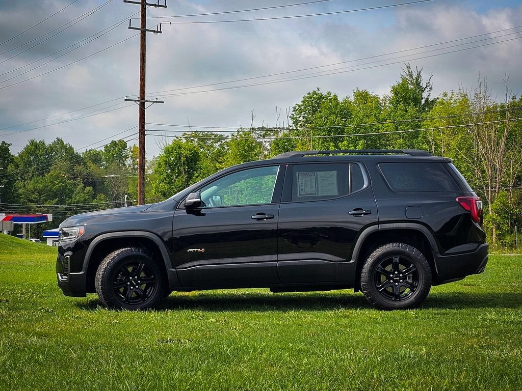 2023 GMC Acadia AT4