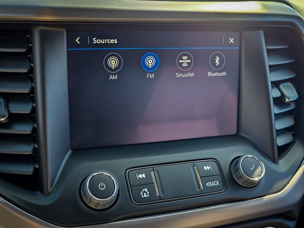 2023 GMC Acadia AT4