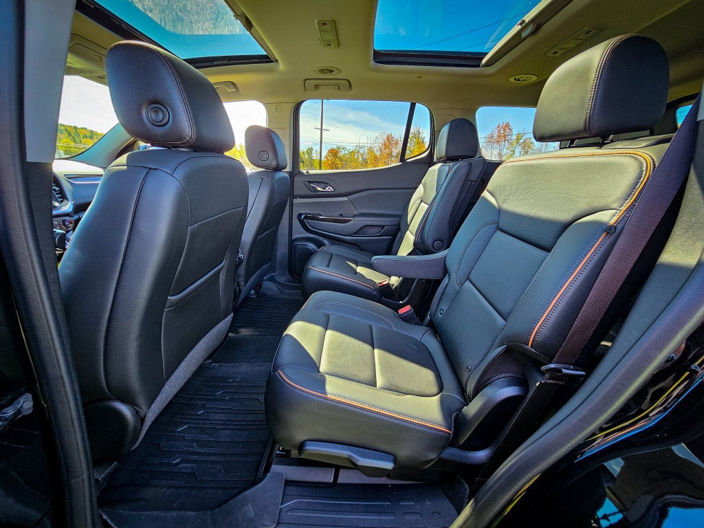 2023 GMC Acadia AT4