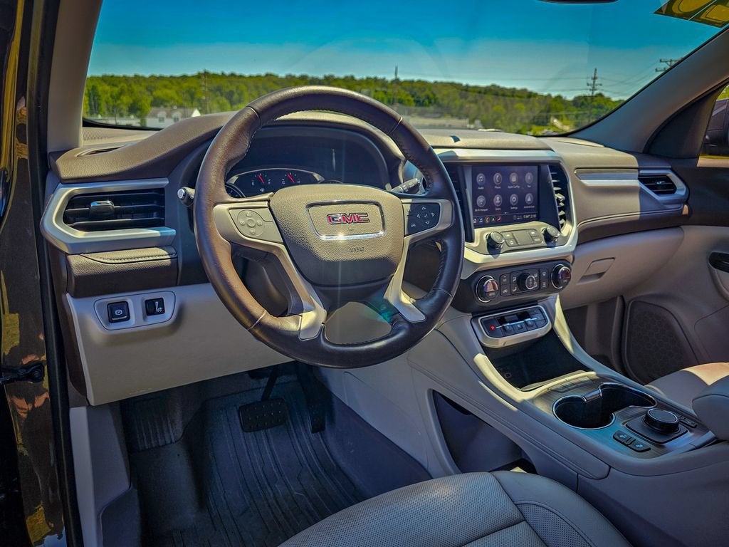 2020 GMC Acadia SLT