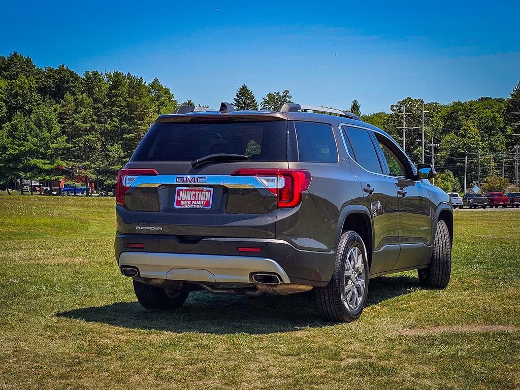 2020 GMC Acadia SLT