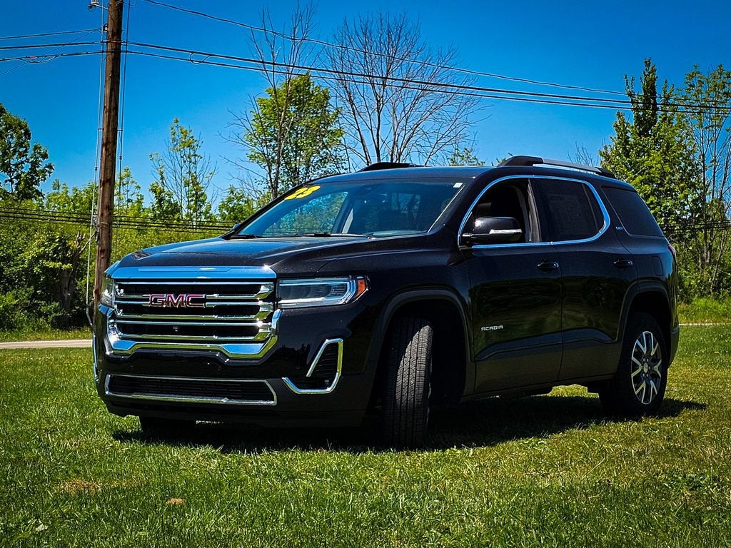 2023 GMC Acadia SLT