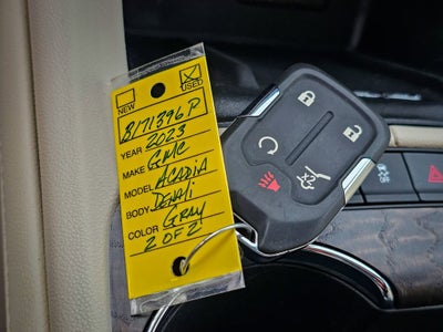 2023 GMC Acadia Denali