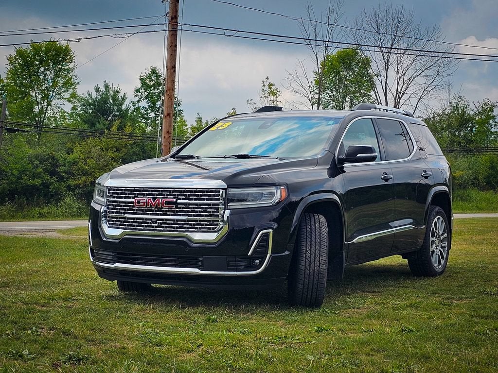 2023 GMC Acadia Denali