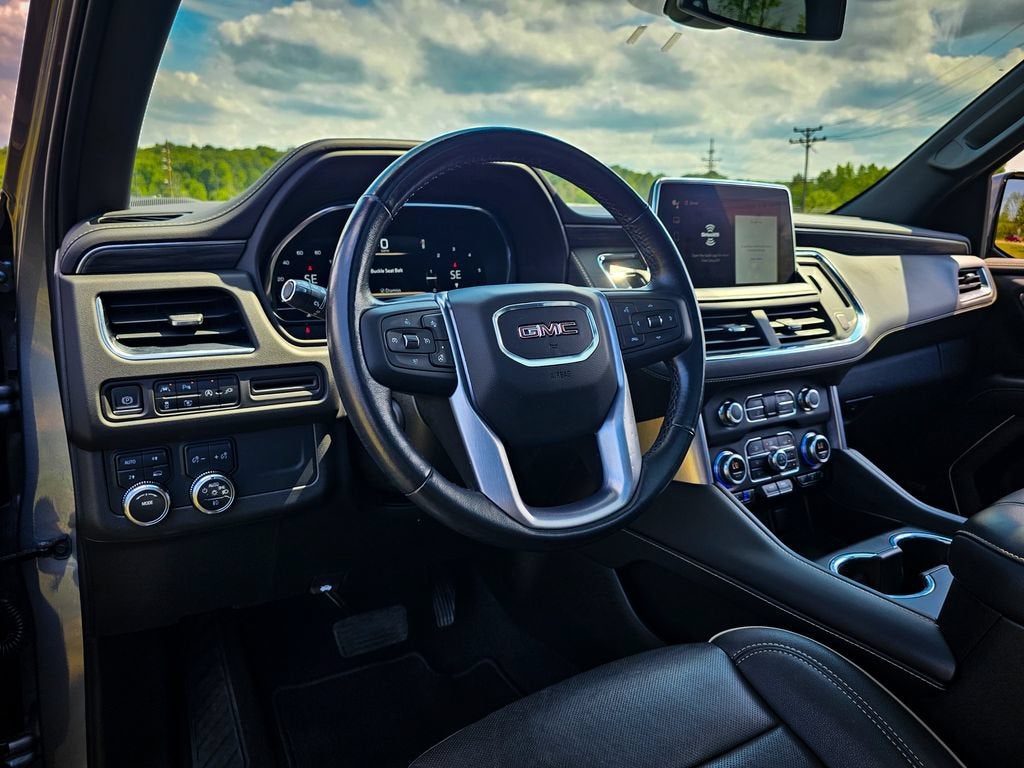 2022 GMC Yukon XL SLT