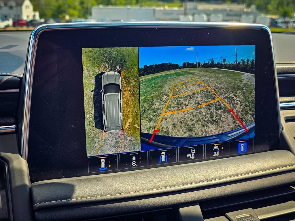 2022 GMC Yukon XL SLT