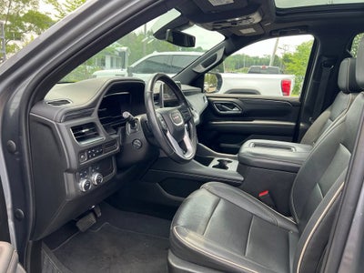 2022 GMC Yukon XL SLT