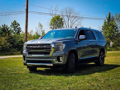 2022 GMC Yukon XL SLT