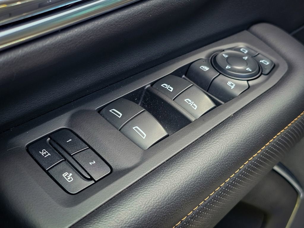 2021 GMC Yukon XL AT4