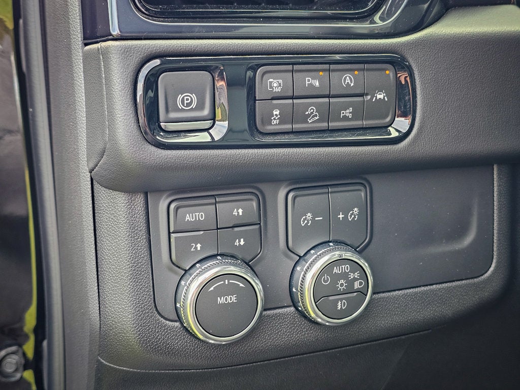 2026 GMC Yukon XL AT4