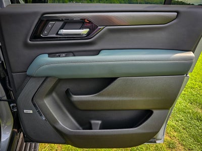 2026 GMC Yukon XL AT4