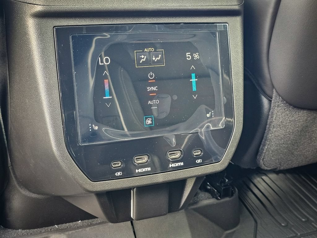 2026 GMC Yukon XL AT4 Ultimate - Photo 38