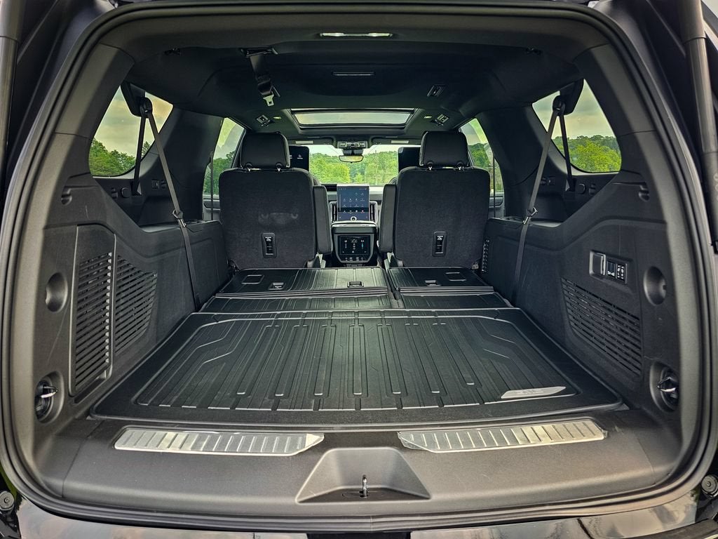 2026 GMC Yukon XL AT4 Ultimate - Photo 43