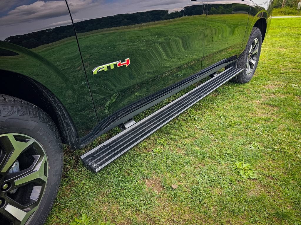 2026 GMC Yukon XL AT4 Ultimate - Photo 9
