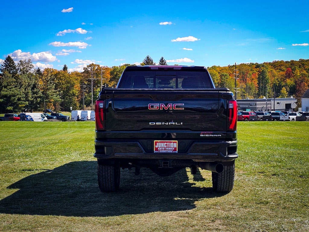 2024 GMC Sierra 2500 HD Denali
