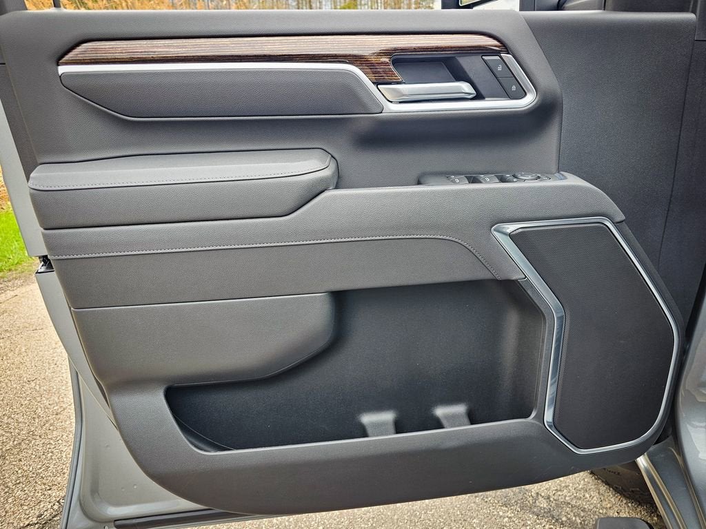 2025 GMC Sierra 2500 HD SLE