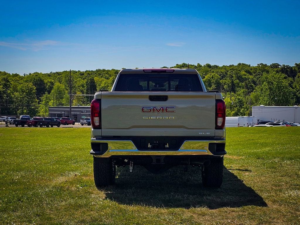 2026 GMC Sierra 2500 HD SLE