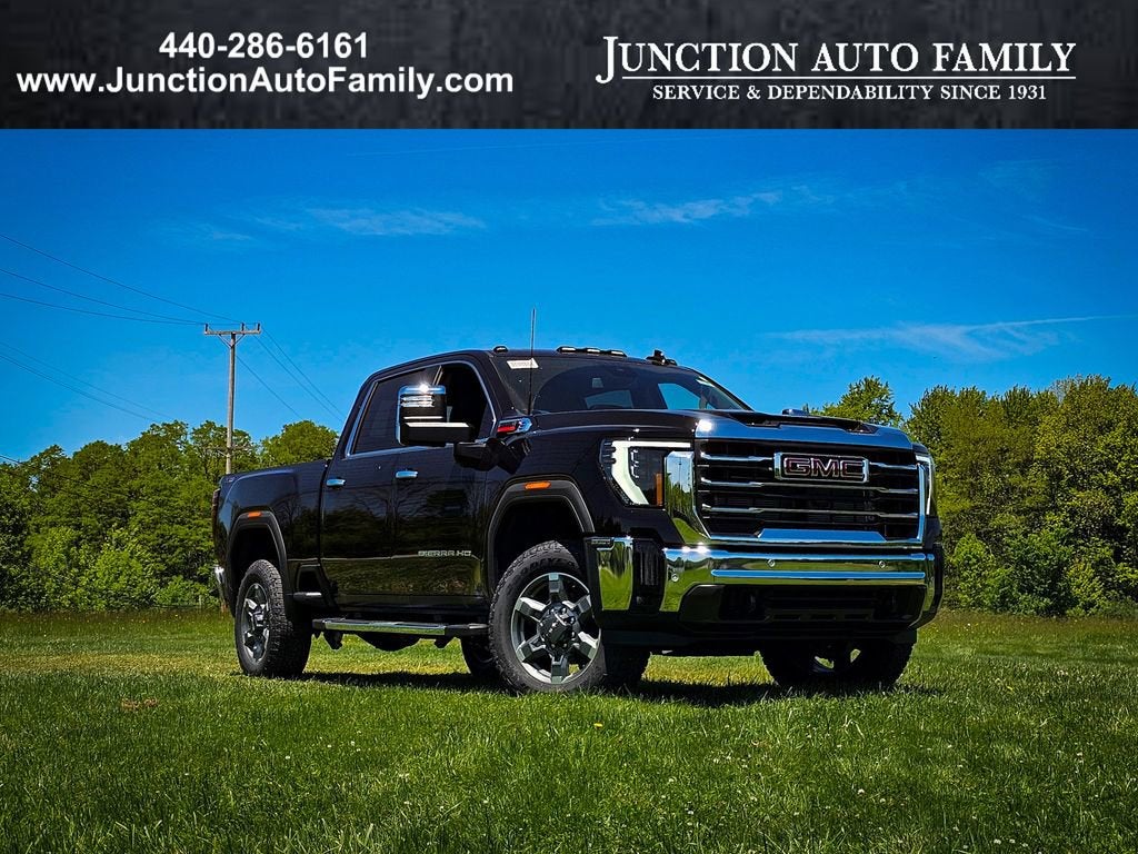 2026 GMC Sierra 4WD Crew Cab Standard Box SLT's photo