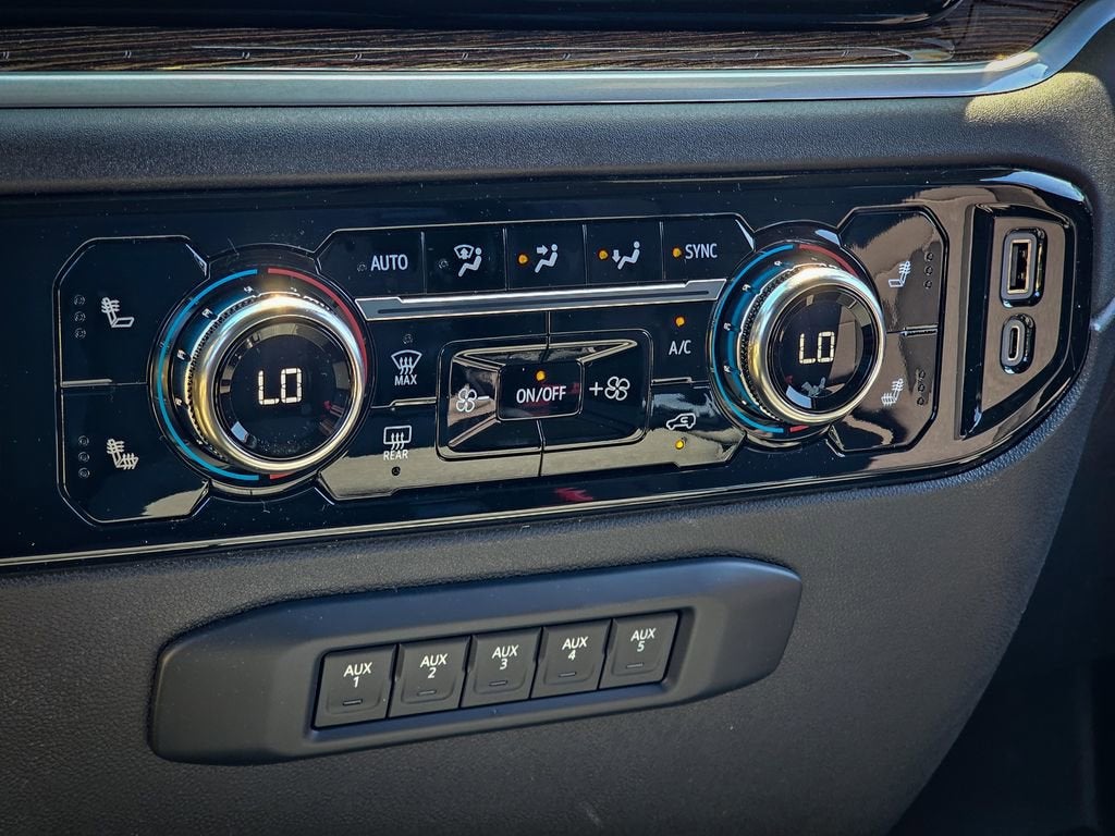 2026 GMC Sierra 3500 HD SLE DRW