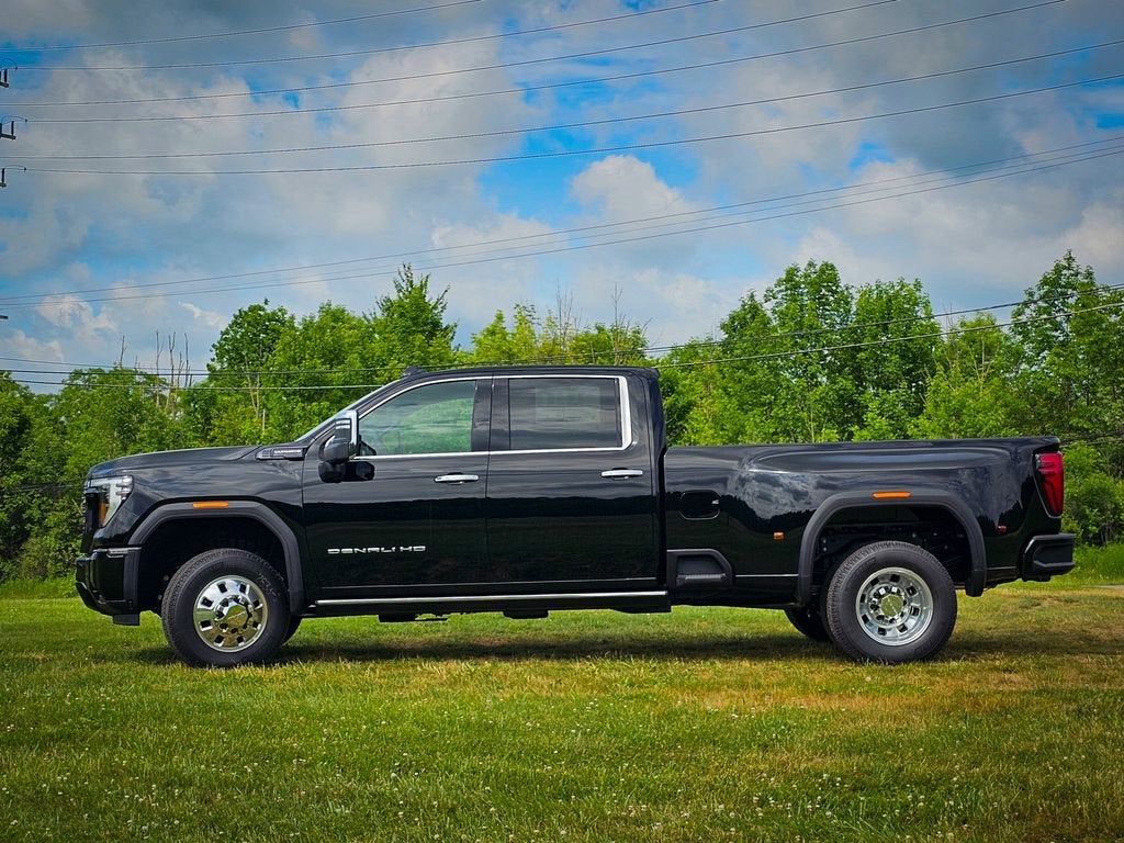 2026 GMC Sierra 3500 HD Denali Ultimate DRW