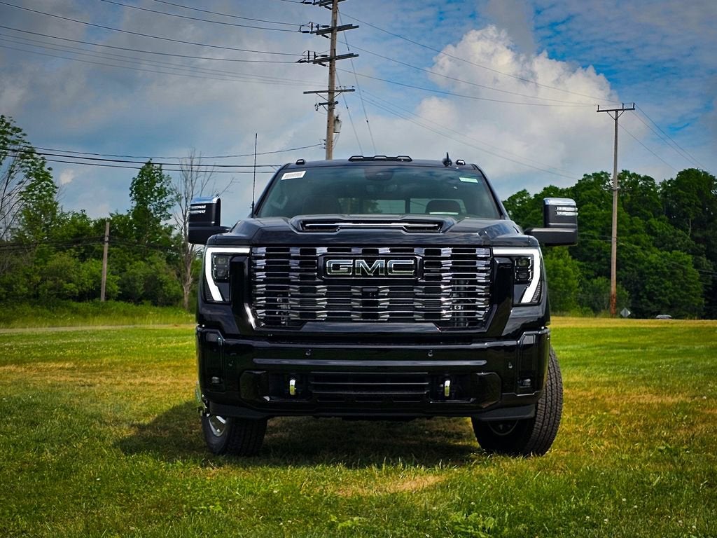 2026 GMC Sierra 3500 HD Denali Ultimate DRW