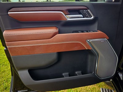 2026 GMC Sierra 3500 HD Denali Ultimate DRW
