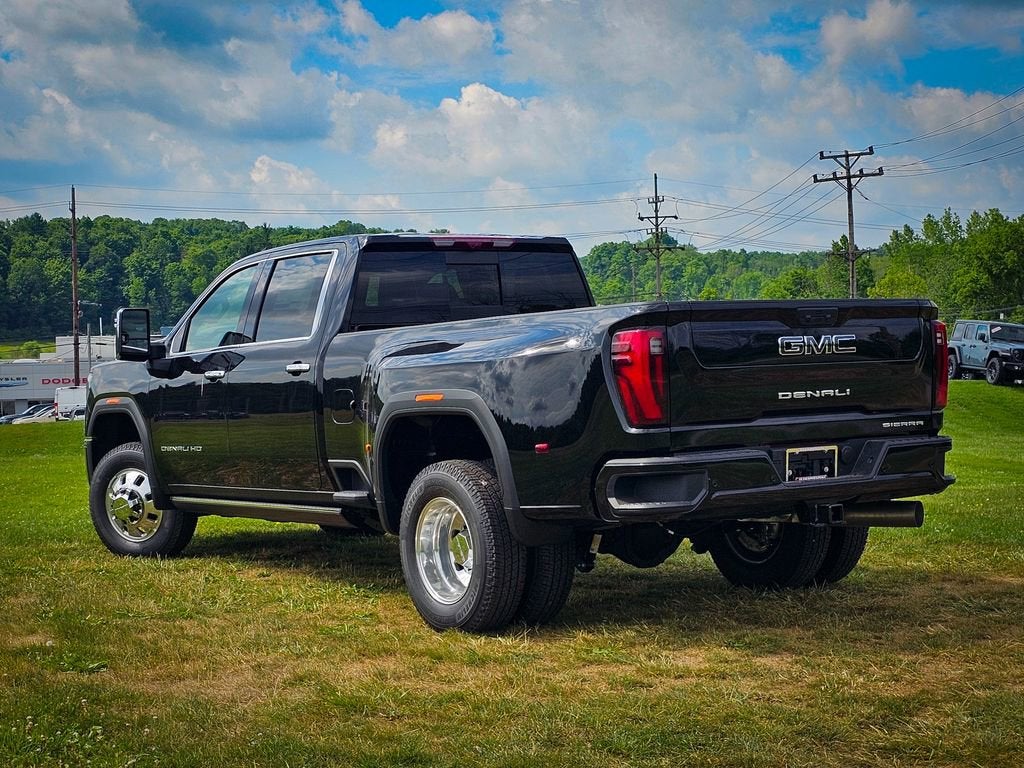 2026 GMC Sierra 3500 HD Denali Ultimate DRW