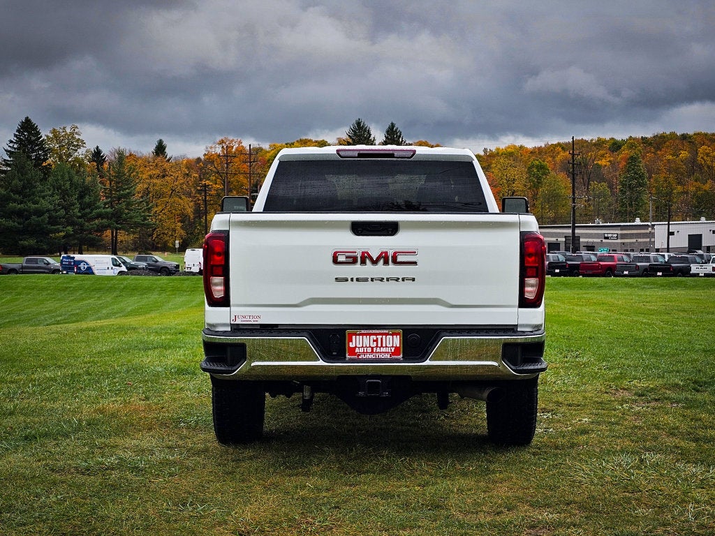 2024 GMC Sierra 2500 HD Pro